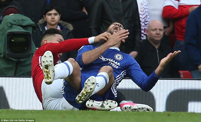 Tự phế võ công để chơi đòn quyết tử, Man United xé tan Chelsea trên Old Trafford - Ảnh 14.