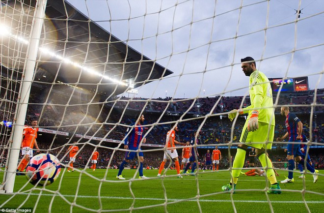 Barca thách thức, Real đáp lời bằng hai trận cầu vùi dập - Ảnh 9.