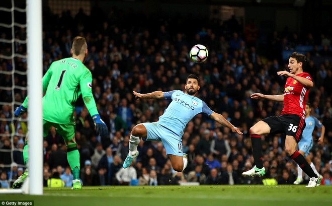 Sống sót sau derby Manchester, Quỷ đỏ thở phào nhẹ nhõm - Ảnh 32.