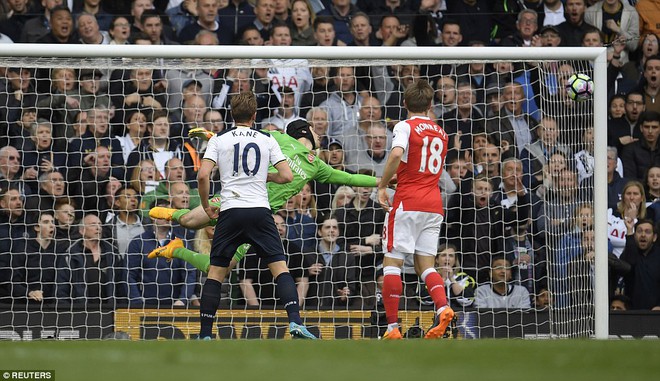 Trút niềm căm hận trăm năm, Tottenham ép Arsenal cúi gục đầu trên White Hart Lane - Ảnh 26.