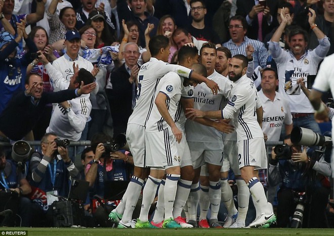 Không cần đá lượt về nữa, bởi Ronaldo đã đặt chỗ cho Real Madrid ở chung kết - Ảnh 8.