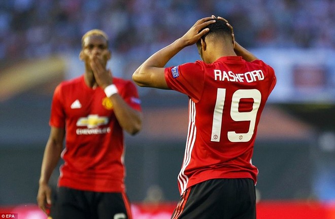 Ơn giời, binh nhì Rashford lại giải cứu thành công Man United rồi - Ảnh 19.