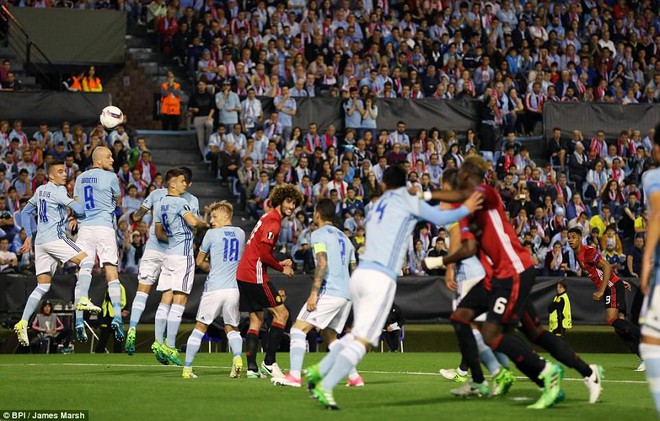 Ơn giời, binh nhì Rashford lại giải cứu thành công Man United rồi - Ảnh 28.