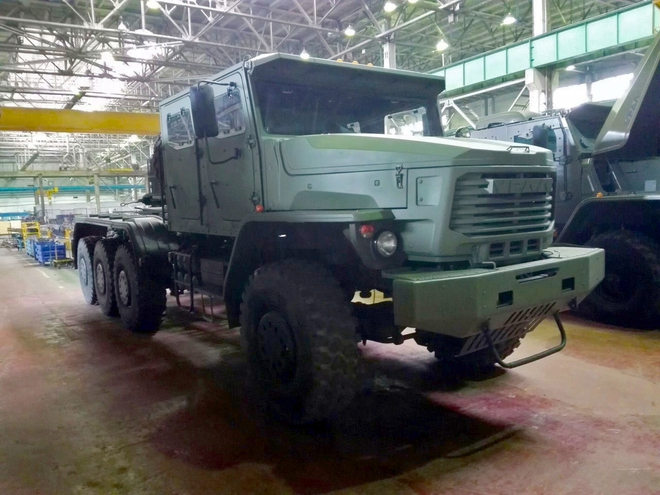 Lộ diện xe đầu kéo chở tăng mới nhất của Nga - Ảnh 4.