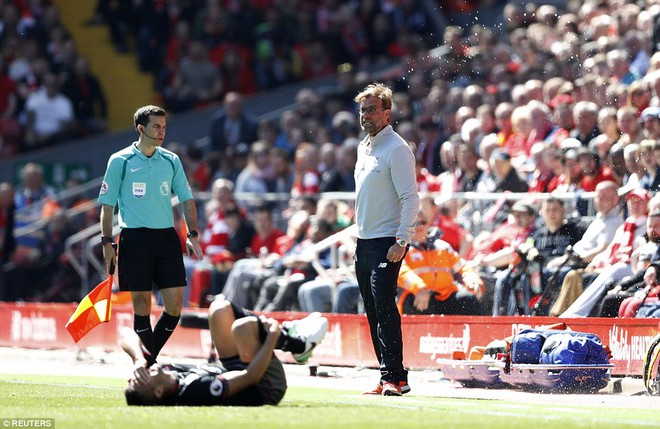 Anfield im bặt tiếng cười trong ngày James Milner ném đi quyền tự quyết của Liverpool - Ảnh 5.