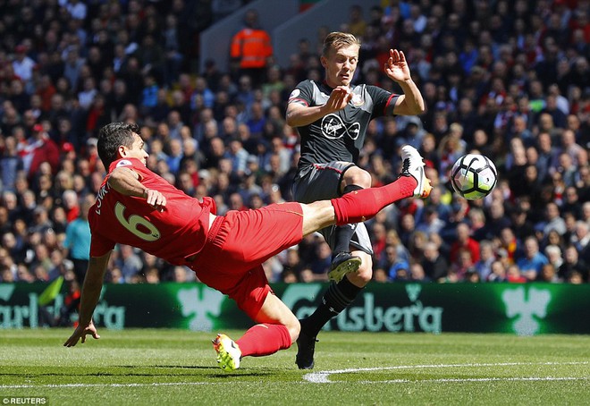 Anfield im bặt tiếng cười trong ngày James Milner ném đi quyền tự quyết của Liverpool - Ảnh 9.