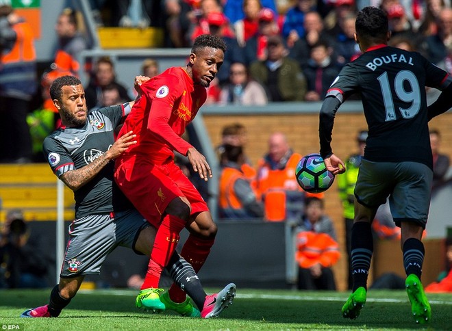 Anfield im bặt tiếng cười trong ngày James Milner ném đi quyền tự quyết của Liverpool - Ảnh 16.