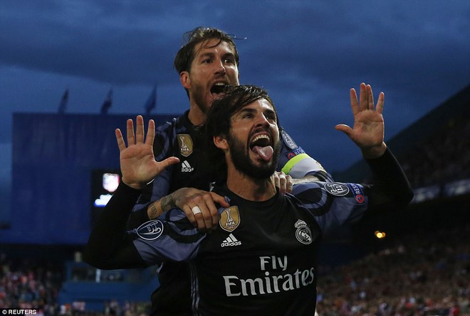 Vicente Calderon gầm vang trong ngày Real Madrid toát mồ hôi lạnh - Ảnh 22.