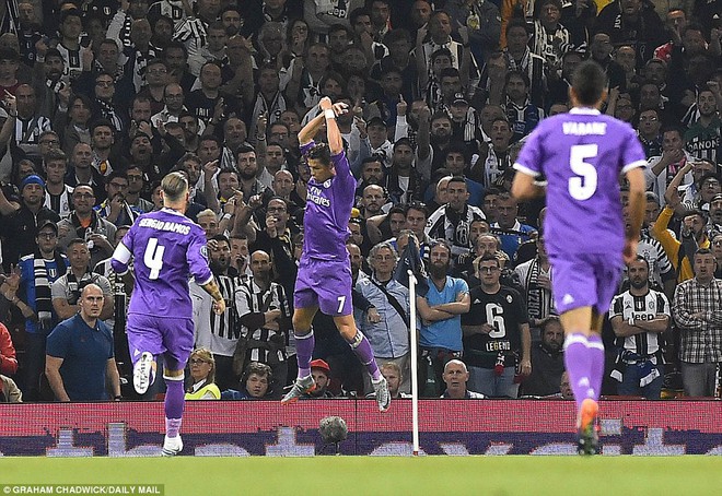 Nằm xuống Juventus, để chứng kiến Ronaldo vĩ đại lên ngôi! - Ảnh 9.