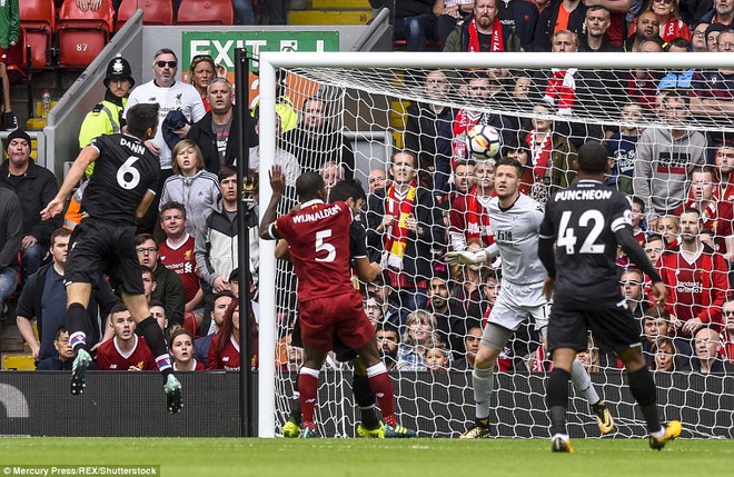 Giữa cơn li loạn, Sadio Mane lại ra tay cứu vớt Liverpool khỏi khởi đầu tồi tệ - Ảnh 11.