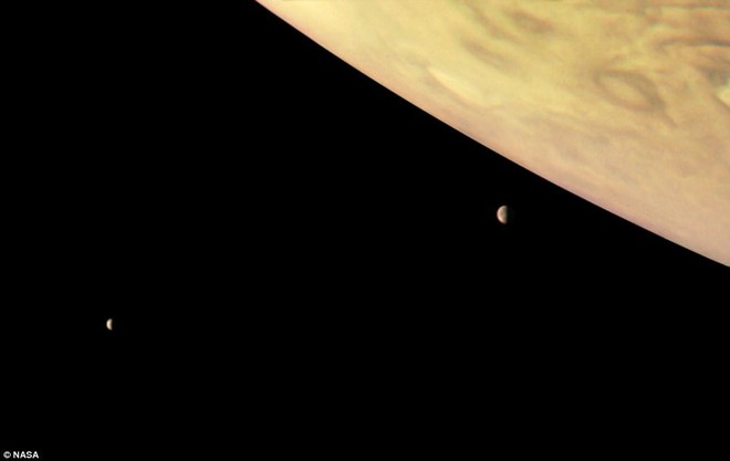Những hình ảnh mới nhất của Sao Mộc Juno của NASA: Một hành tinh tuyệt đẹp và ma quái - Ảnh 4.