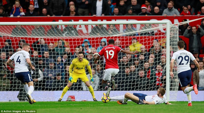 Kẻ đóng thế lập công, Man United xé toang Tottenham trong trận cầu cân não - Ảnh 5.