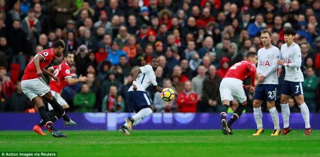 Kẻ đóng thế lập công, Man United xé toang Tottenham trong trận cầu cân não - Ảnh 7.