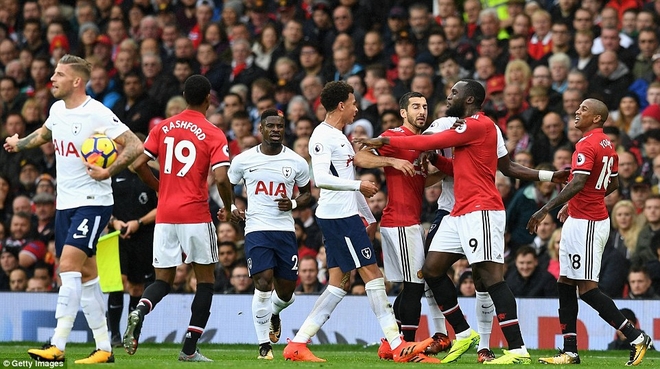 Kẻ đóng thế lập công, Man United xé toang Tottenham trong trận cầu cân não - Ảnh 9.