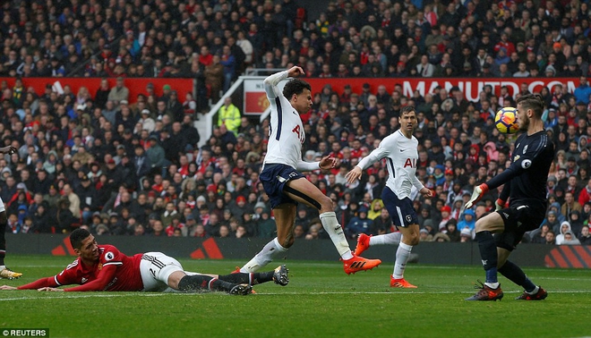 Kẻ đóng thế lập công, Man United xé toang Tottenham trong trận cầu cân não - Ảnh 3.