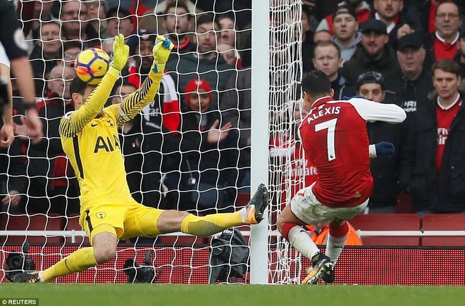 Arsenal bóp chết Tottenham bằng 2 cú đấm dưới thắt lưng trong có 5 phút - Ảnh 11.