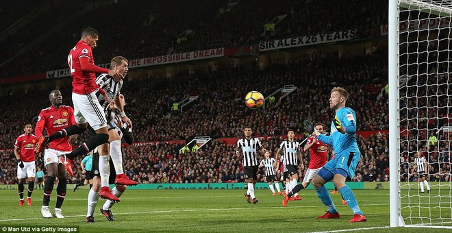 Pogba bừng sáng ngày trở lại, nâng cánh Man United lội ngược dòng ngoạn mục - Ảnh 16.