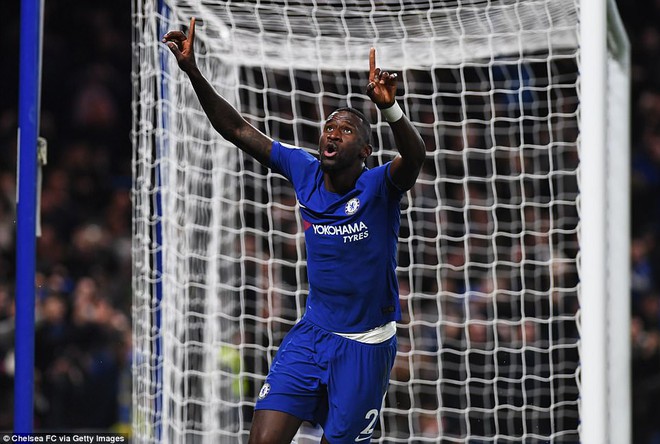 Morata nối gót Lukaku, Chelsea vẫn kiếm đủ chỉ tiêu trong ngày may mắn - Ảnh 10.