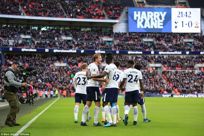 Harry Kane ghi bàn như khủng bố, Tottenham đập vụn Southampton trong Lễ tặng quà - Ảnh 14.