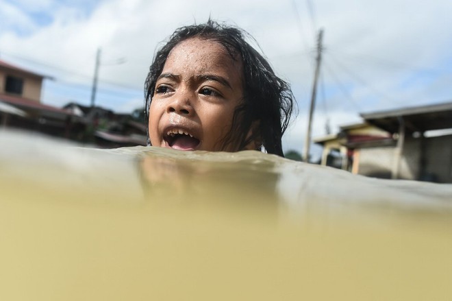 24h qua ảnh: Lính thủy đánh bộ Nga phô diễn sức mạnh trên đất Philippines - Ảnh 2.