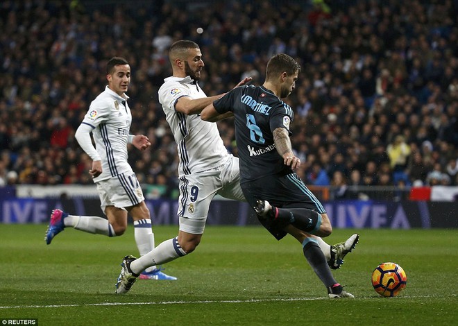 Ronaldo trở lại, Real tiếp tục cho Barca hít khói ở La Liga - Ảnh 8.