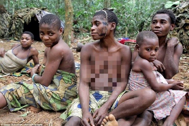 Chùm ảnh: Bên trong bộ lạc có đến 50% trẻ em không thể sống qua 5 tuổi ở châu Phi - Ảnh 5.