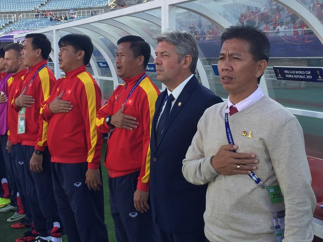 U20 Việt Nam 0-4 U20 Pháp: U20 Việt Nam gặp điều tồi tệ hơn cả bàn thua - Ảnh 10.