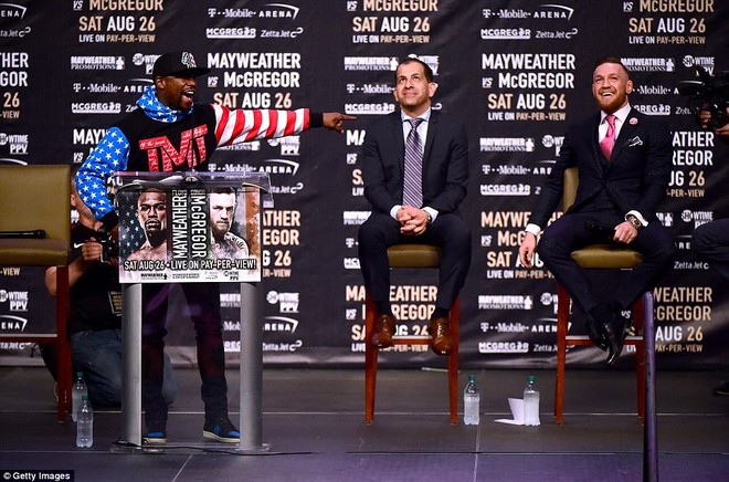 Mayweather ngồi im, bĩu môi nghe lời phá giá của Gã điên UFC - Ảnh 5.