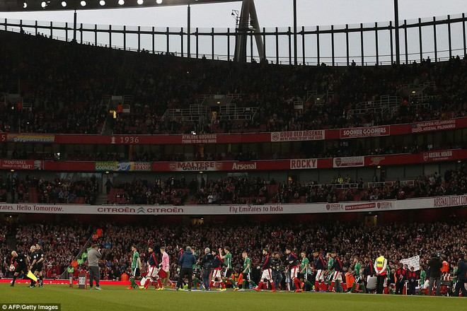 Sau thảm họa trước Bayern, Arsenal trút hờn lên Lincoln City - Ảnh 8.