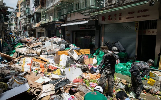 24h qua ảnh: Hàng triệu người Hồi giáo hành hương tới thánh địa Mecca - Ảnh 9.