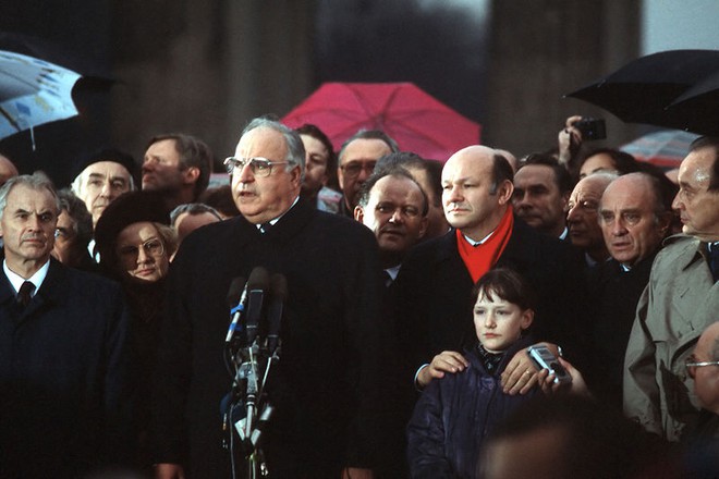 Helmut Kohl: Vinh quang và bi kịch của cha đẻ nước Đức hiện đại qua lời Đại sứ Việt Nam - Ảnh 3.