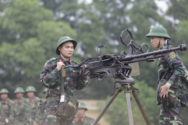 Sao nhập ngũ tập 3: Khắc Việt, Vương Anh nổi đóa, Huy Cung bật khóc - Ảnh 11.