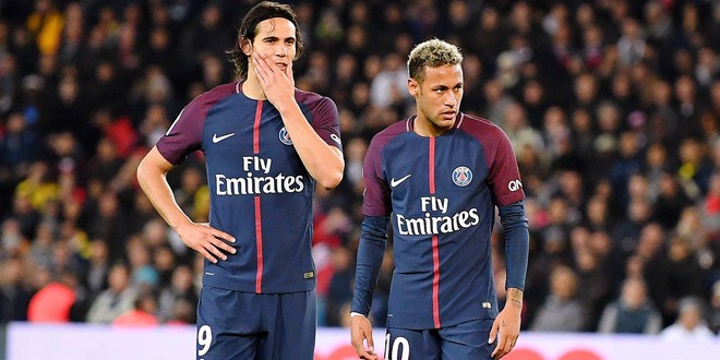 Neymar suýt đánh nhau trong phòng thay đồ, bỏ theo dõi Cavani trên mạng xã hội - Ảnh 1.