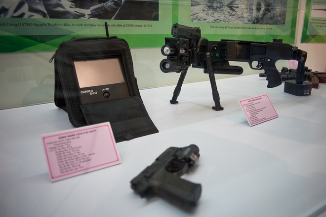 Những khẩu súng đặc biệt của Công an Việt Nam - Ảnh 1.