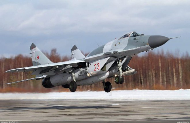 Đề phòng Israel tập kích, Nga cấp tốc tăng cường MiG-29SMT tới Syria - Ảnh 1.