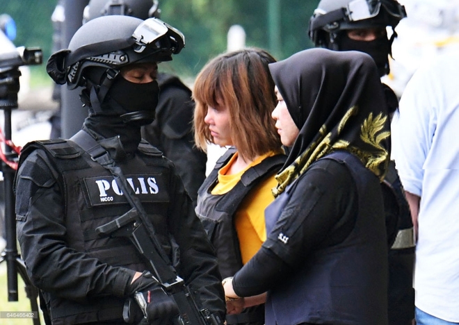 Ảnh: Đoàn Thị Hương mặc áo chống đạn, cảnh sát vũ trang hạng nặng siết chặt an ninh tại tòa - Ảnh 8.