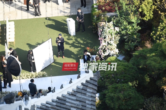 [TRỰC TIẾP TỪ HÀN QUỐC] Siêu đám cưới Song Hye Kyo - Song Joong Ki: Cô dâu chú rể tươi rói bên dàn khách mời hạng A - Ảnh 44.