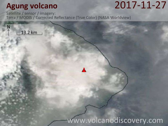 Cận cảnh núi lửa có nguy cơ phát nổ ở Bali: Hình ảnh từ vệ tinh NASA và Google Earth - Ảnh 9.