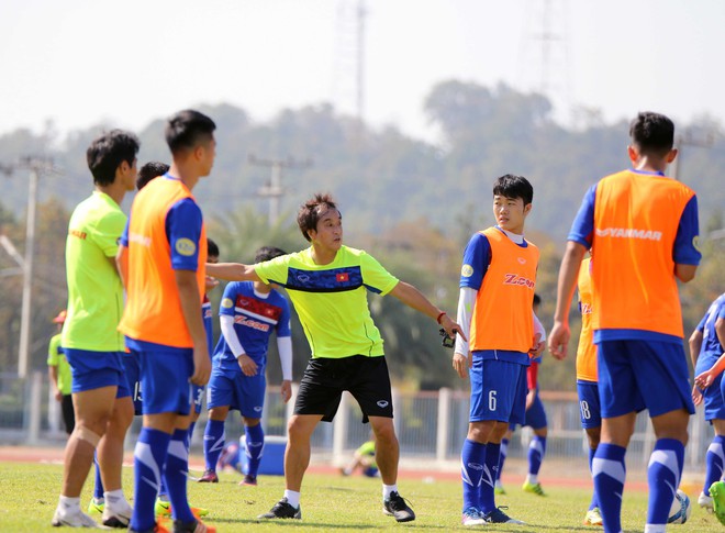 U23 Việt Nam rèn miếng đánh mới hòng đối phó với “đại cường địch” - Ảnh 9.