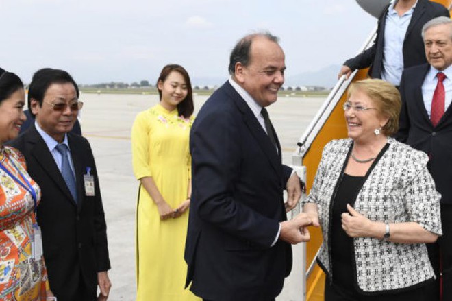 Michelle Bachelet: Nữ tổng thống quyền lực duy nhất ở châu Mỹ - Ảnh 7.