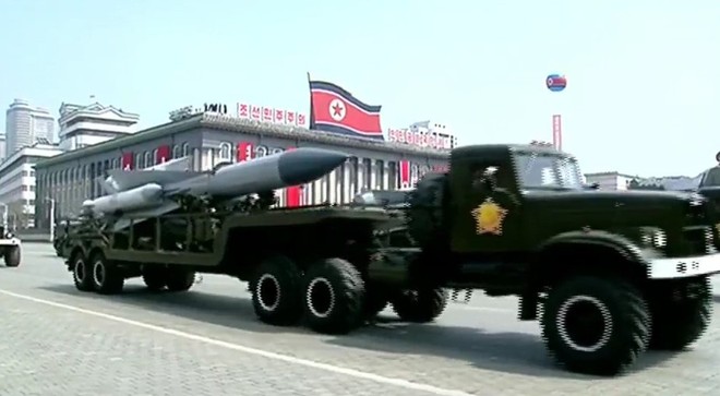 Điểm danh dàn vũ khí hùng hậu của Triều Tiên trong lễ duyệt binh - Ảnh 17.