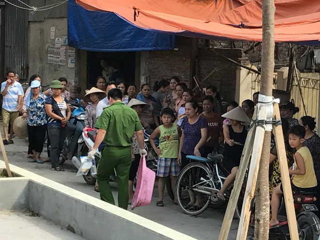 Bên trong căn nhà cháu bé 33 ngày tuổi nghi bị sát hại ở Hà Nội - Ảnh 7.