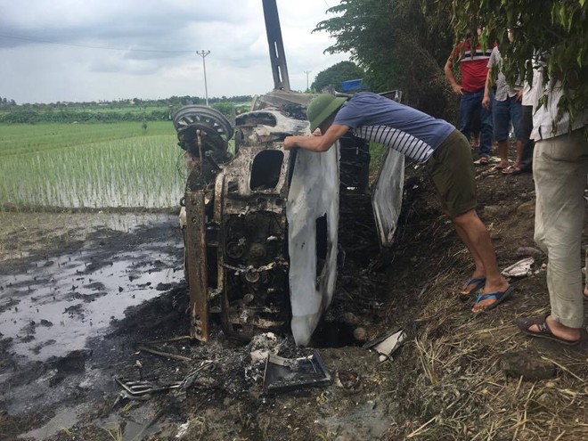 Công an nói về 3 người liên quan vụ đốt xe Fortuner vì nghi thôi miên, lừa đảo - Ảnh 1.