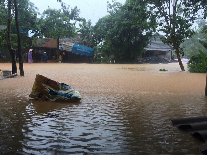 Thái Nguyên: Nhiều nơi ngập lụt nghiêm trọng do ảnh hưởng của bão số 6 - Ảnh 8.