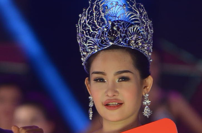 Cận cảnh nhan sắc 5 Hoa hậu bị ném đá dữ dội nhất ở thế giới và Việt Nam - Ảnh 16.