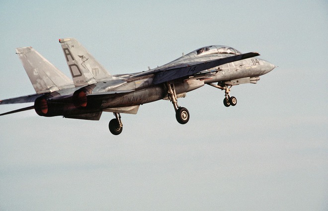 Động cơ Nga trên... tiêm kích Mỹ: Bí quyết giúp F-14 bay suốt 4 thập kỷ? - Ảnh 1.