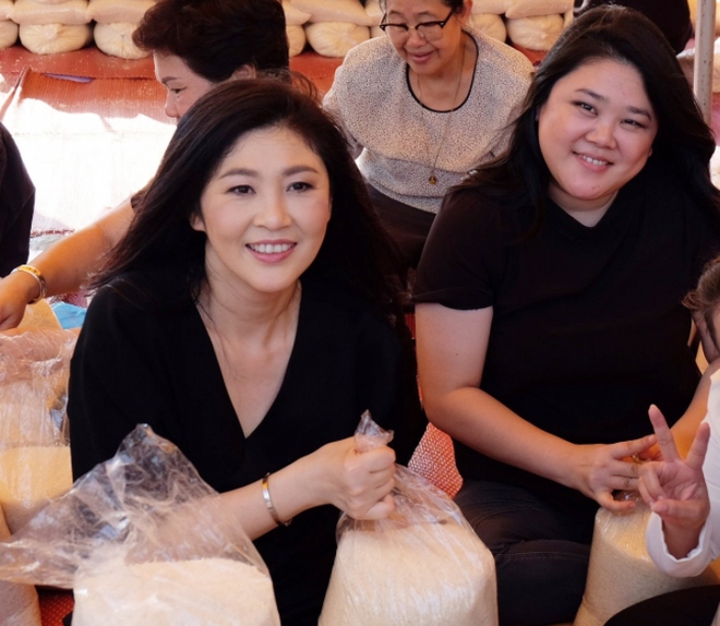 Bà Yingluck bỏ trốn, gia tộc Shinawatra vẫn chưa hết thời? - Ảnh 4.