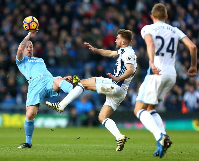 Sao trăm triệu của Man United lọt top chơi bẩn nhất Premier League - Ảnh 8.