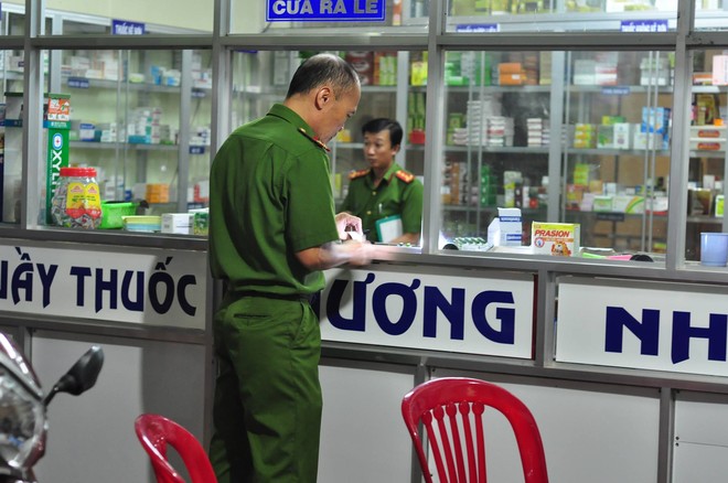 Vụ sát hại chủ tiệm thuốc ở tỉnh Đồng Nai: Nghi can có dấu hiệu ngáo đá - Ảnh 2.