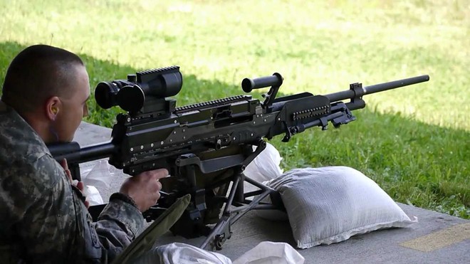 LWMMG - Thế hệ súng máy sử dụng loại đạn mới trên chiến trường hiện đại - Ảnh 2.